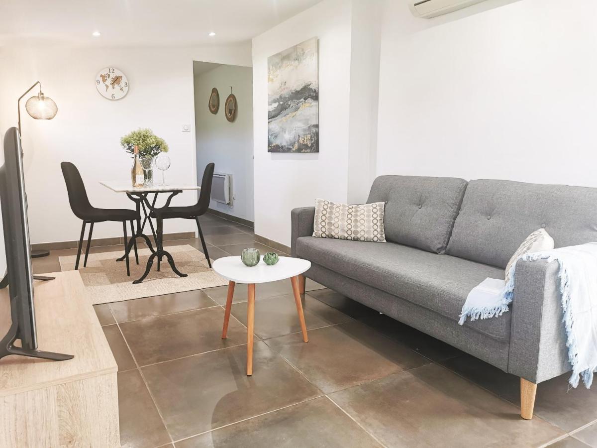Maison De Vacances L'Hote Champetre Campagne Arlesienne 외부 사진