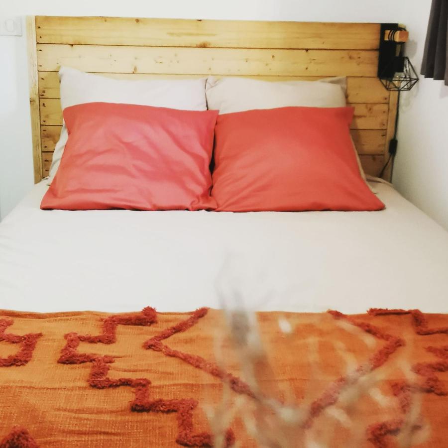 Maison De Vacances L'Hote Champetre Campagne Arlesienne 외부 사진