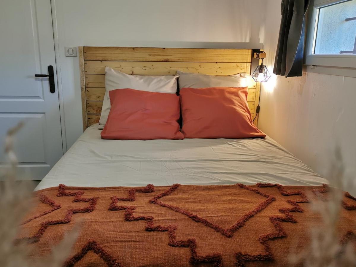 Maison De Vacances L'Hote Champetre Campagne Arlesienne 외부 사진