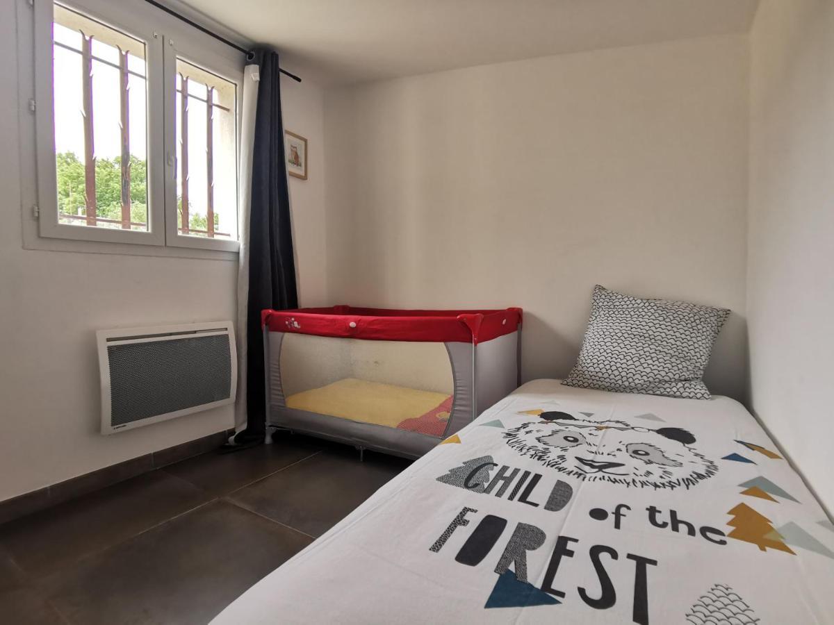 Maison De Vacances L'Hote Champetre Campagne Arlesienne 외부 사진